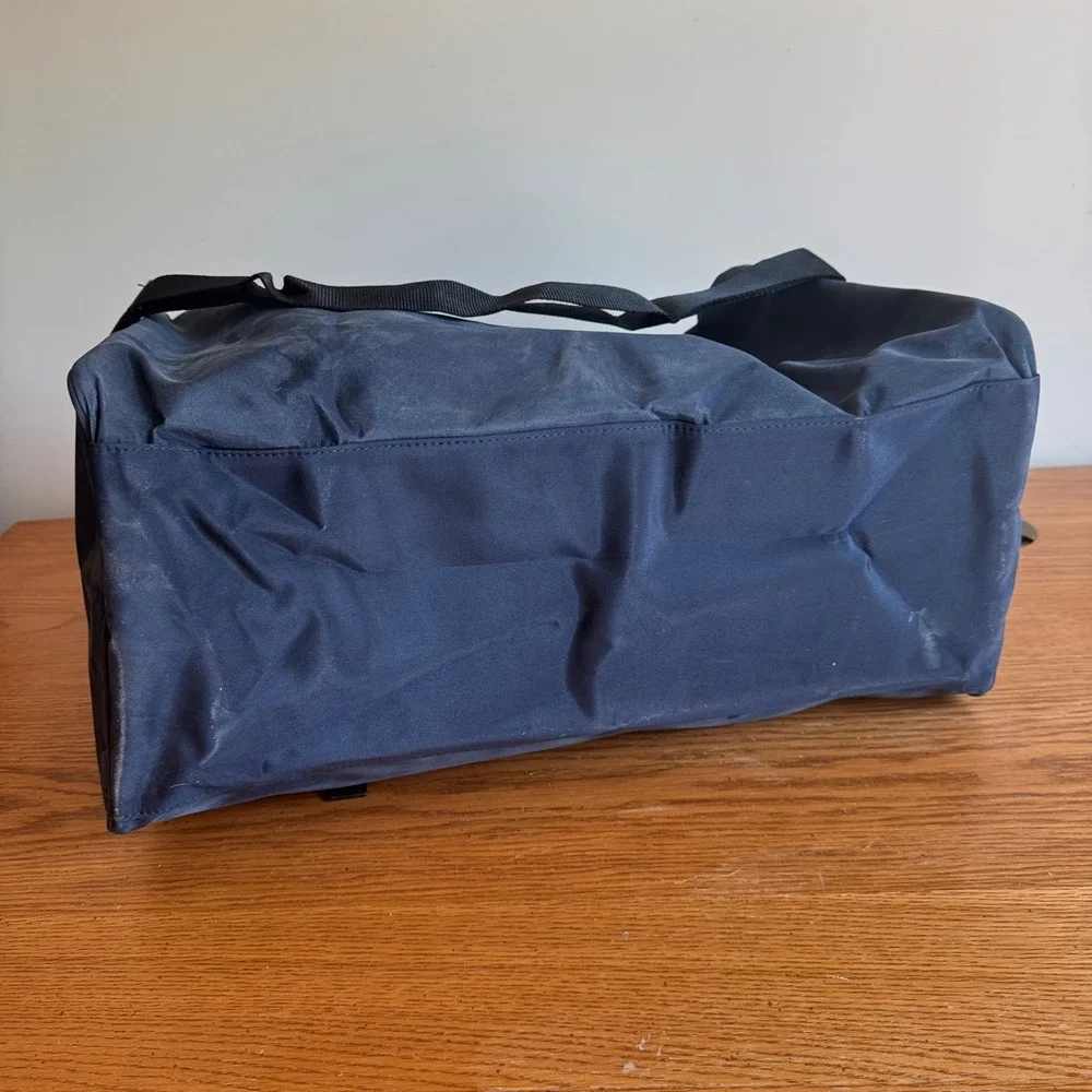 Calvin Klein Navy Blue Nylon Duffle Bag Weekender Travel Carry On Luggage